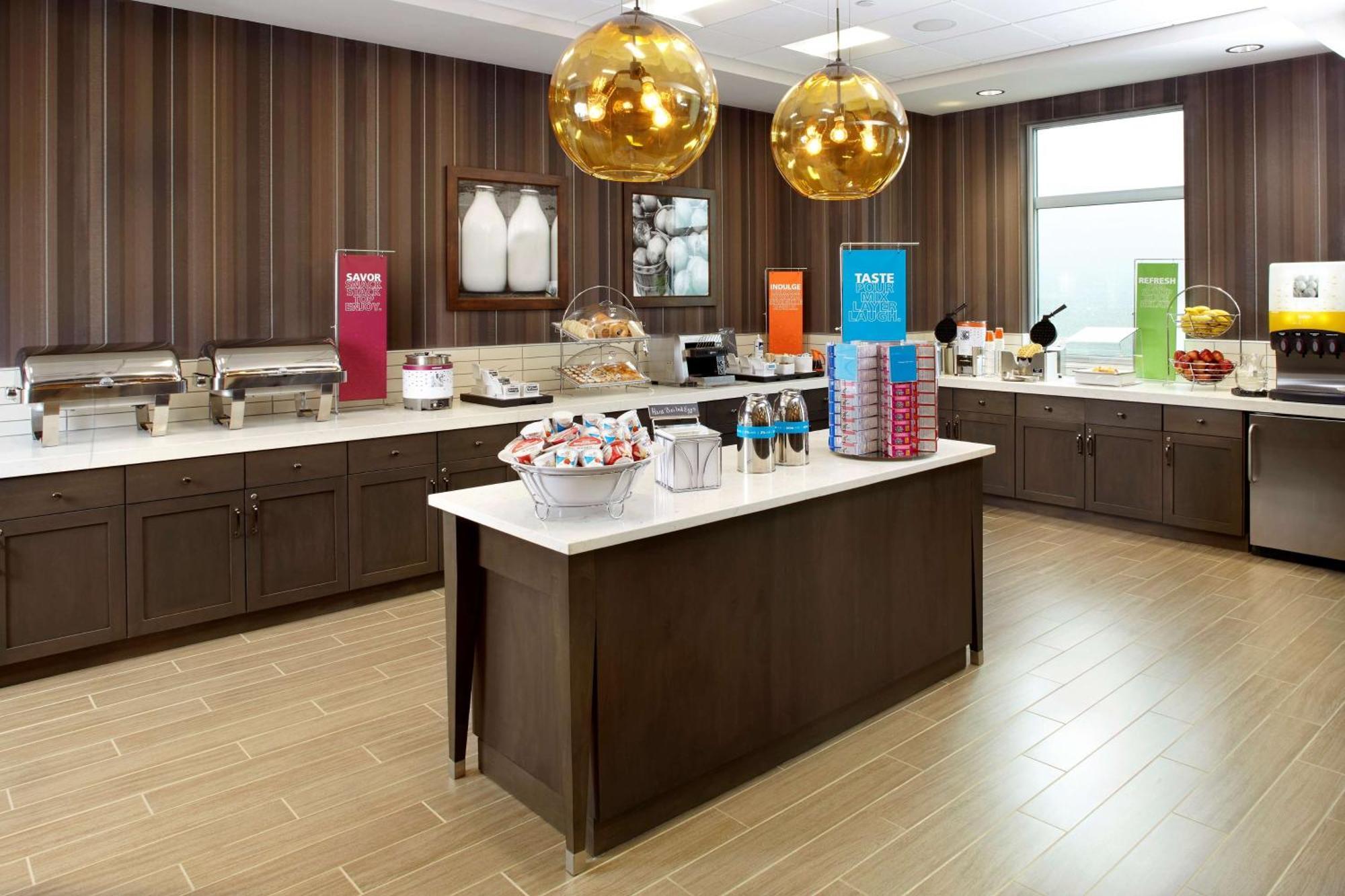Hampton Inn & Suites Pittsburgh Airport South/Settlers Ridge Robinson Township Extérieur photo